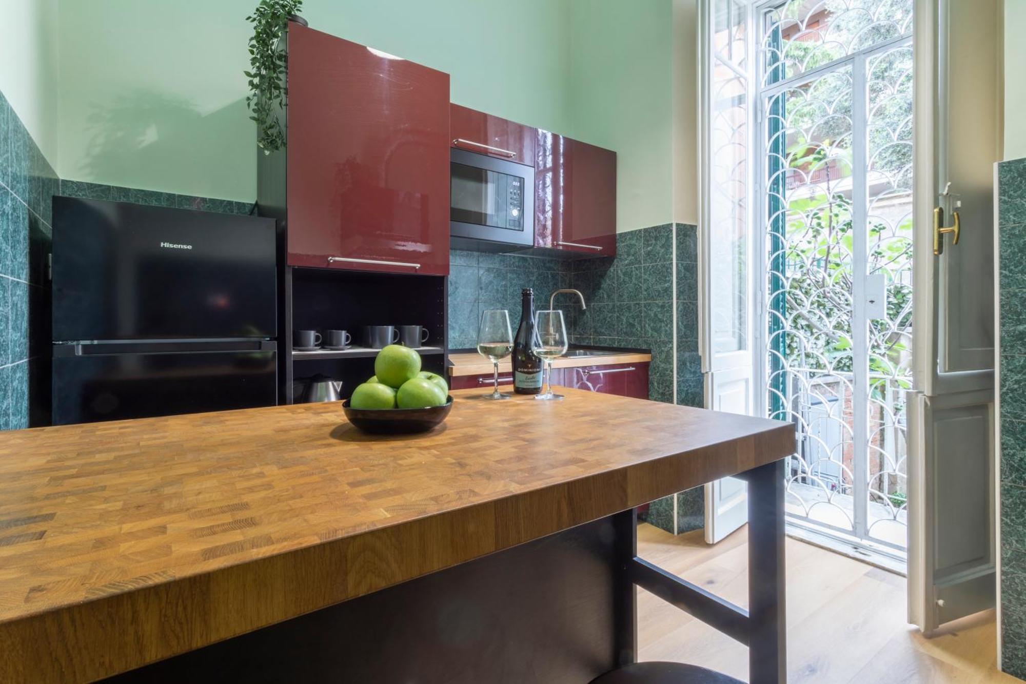 Isabella Stylish With Garden Appartement